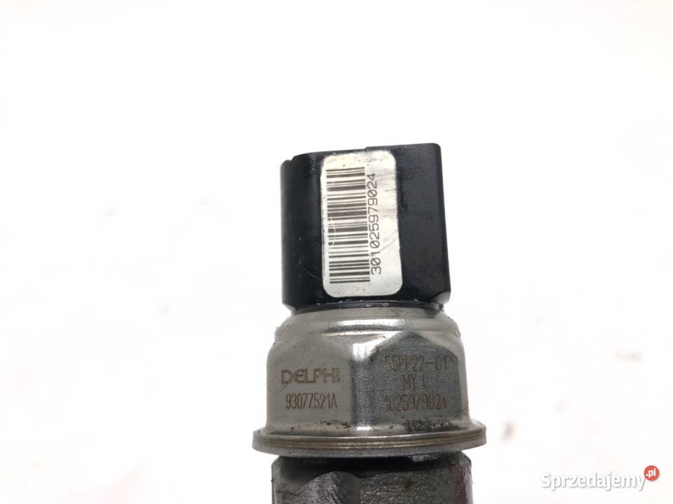 LISTWA WTRYSKOWA Z CZUJNIKIEM MERCEDES X204 osobowe