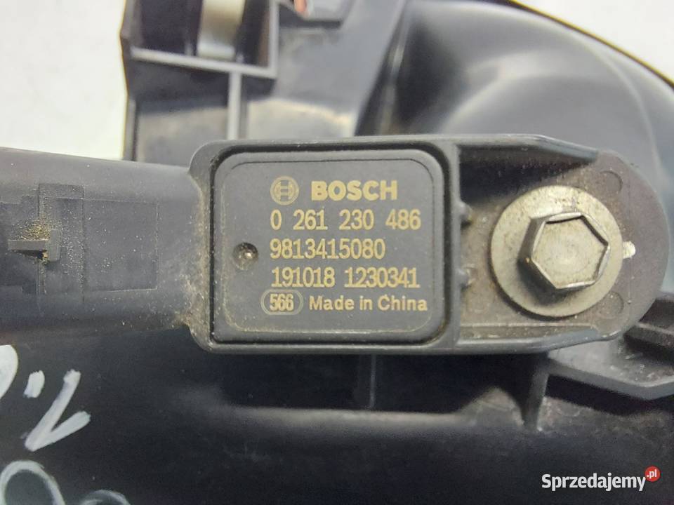 PEUGEOT 508 II 16 EH Kolektor ssący 9817556380 osobowe