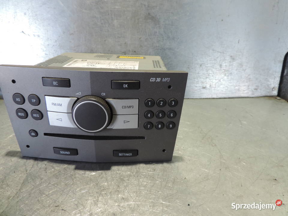 RADIO OPEL ZAFIRA B 13251048