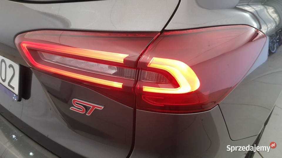 Ford Focus 23 EcoBoost ST X Z Polskiego Salonu Samochody osobowe Warszawa sprzedam