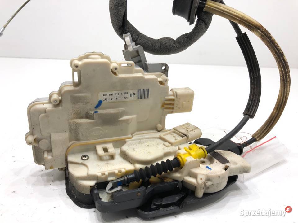 ZAMEK DRZWI PRAWY PRZÓD AUDI A8 D4 SedanLimuzyna podkarpackie