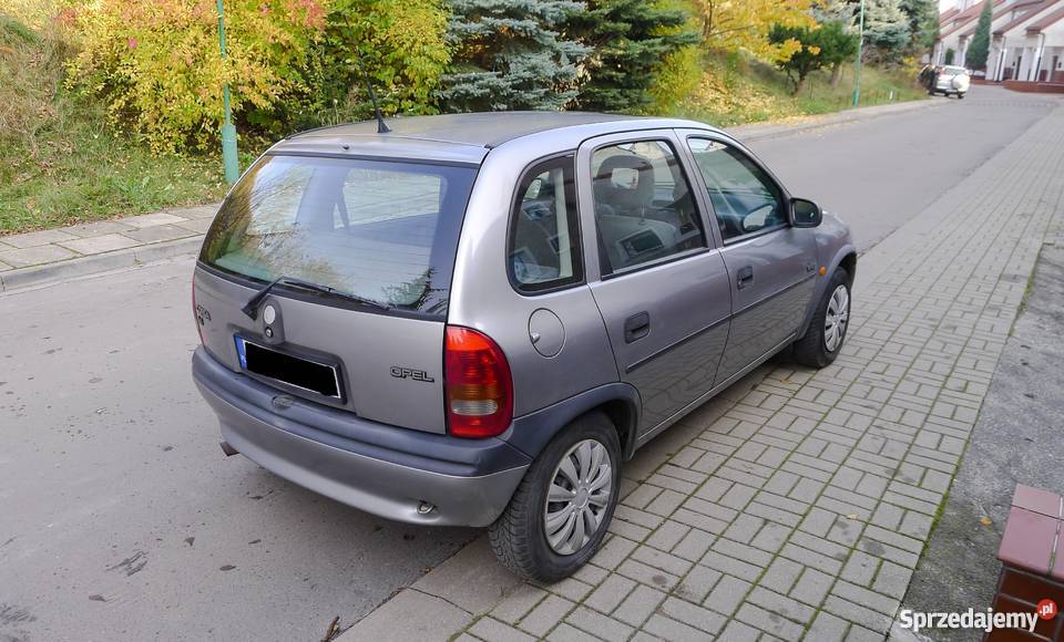 Opel Corsa B 14 1997 zadbana bogata wersja welurowa tapicerka Corsa Warszawa