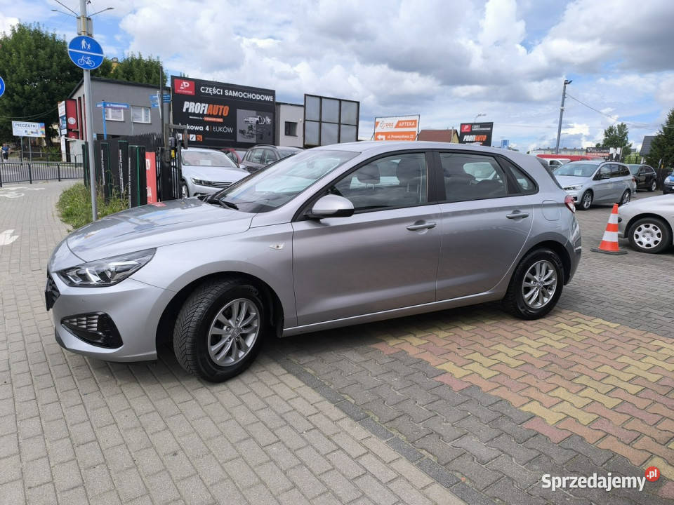Hyundai i30 15DPi 16V 110 Klimatyzacja Czujniki ABS sprzedam