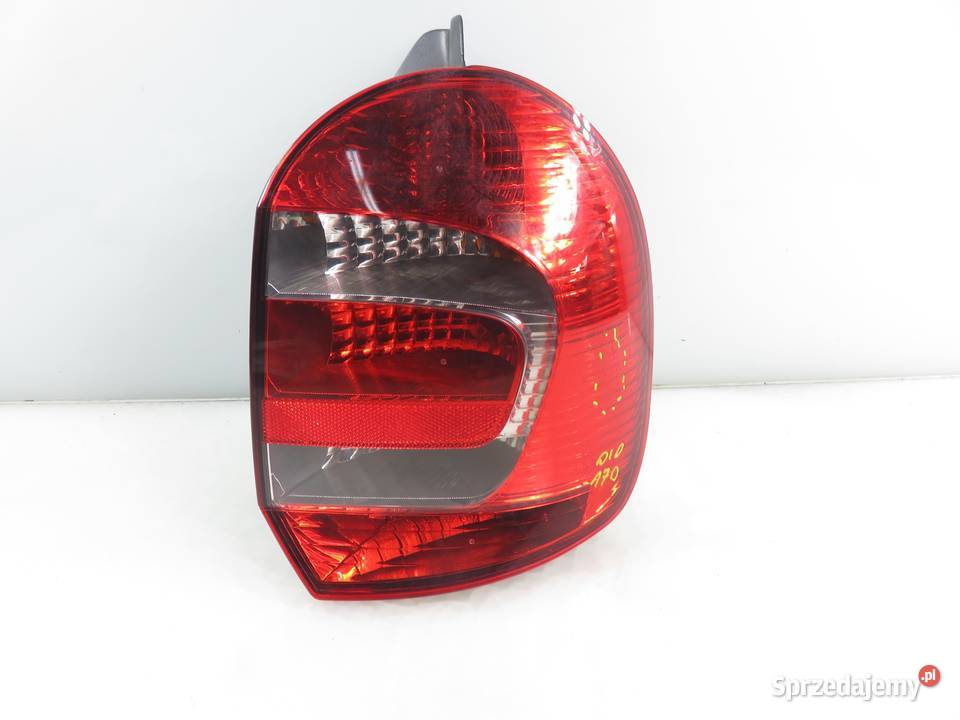 LAMPA PRAWA TYLNA RENAULT MODUS 8200658413R osobowe sprzedam