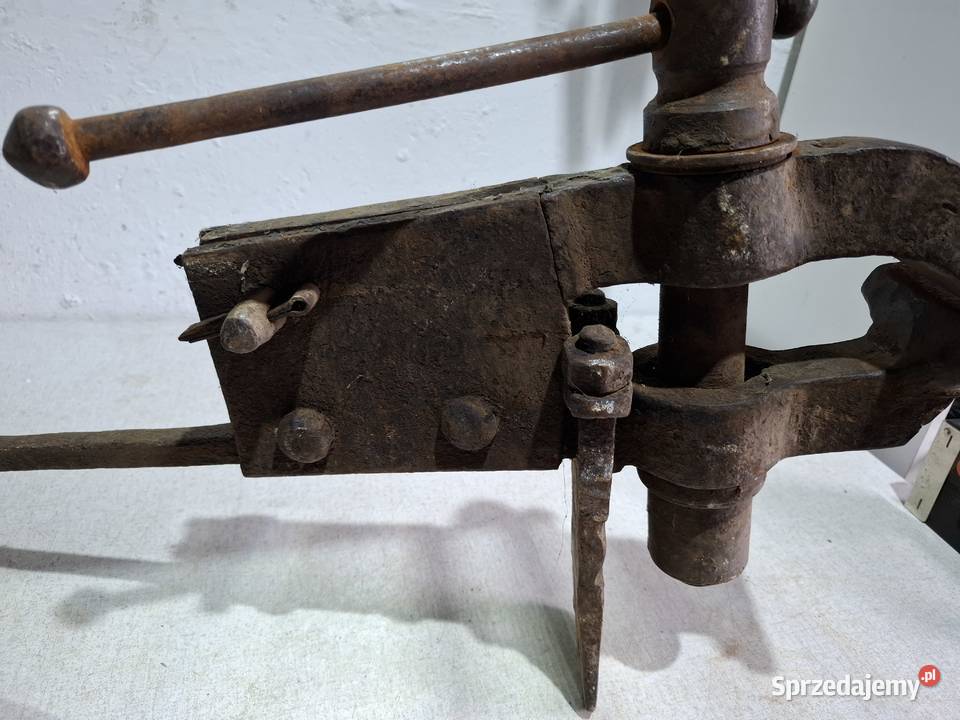 Stare imadło kowalskie ślusarskie 12 175 mazowieckie Przasnysz sprzedam
