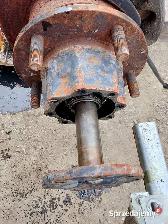 Półoś mascott Bieliny