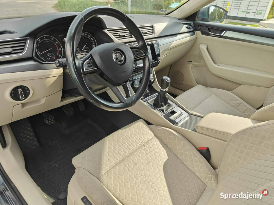 koda Superb III 20152023 elektrycznie ustawiane fotele Karczew sprzedam