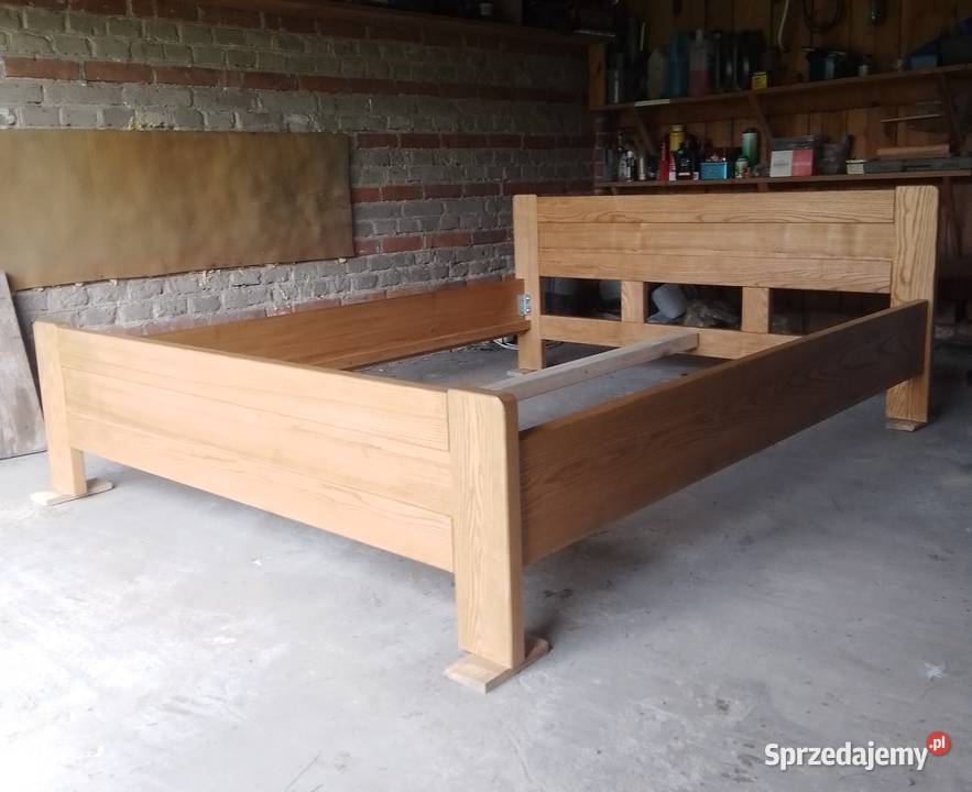 Łóżko z litego drewna jesion Krasne