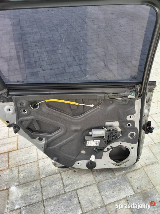 Audi a4 b7 kombi drzwi tylne lewe ly7w Drzwi Olsztyn