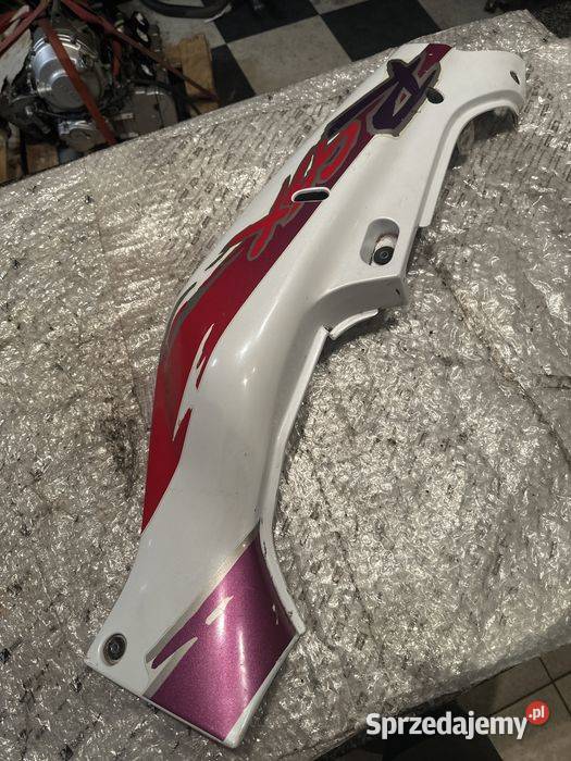 Suzuki GSXR 750 GSXR Owiewka Zadupek Bok Ogon Poznań