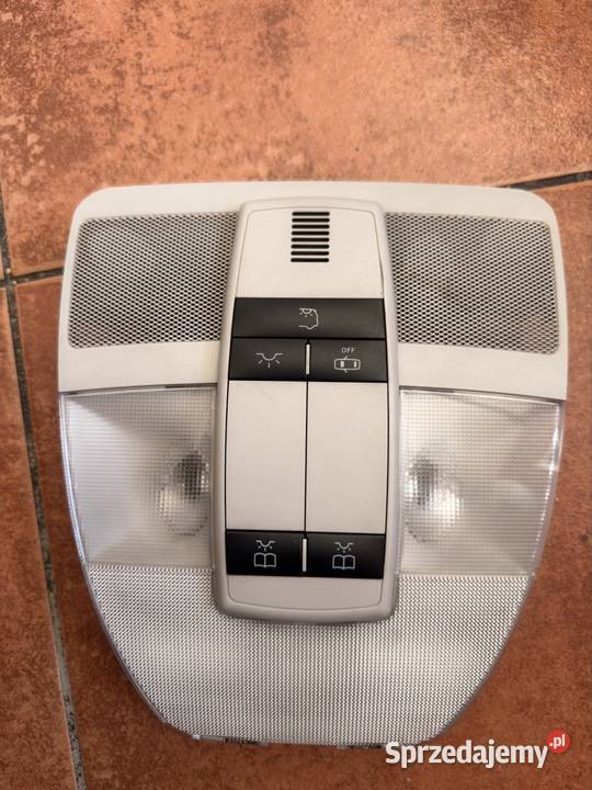 Lampka podsufitki Mercedes w169 osobowe Goleniów sprzedam