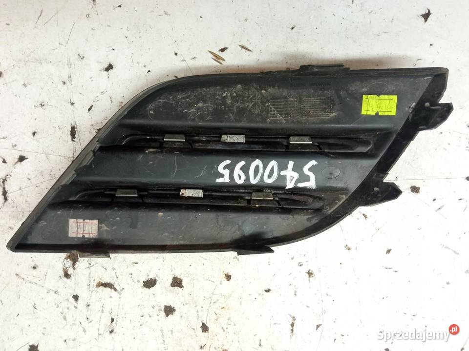 KRATKA ZDERZAKA LEWY PRZÓD LIFT 263369999R Zderzaki