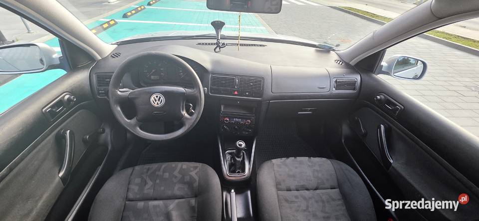 Volkswagen Golf IV 16 102 5 DRZWI Super Stan gniazdo USB warmińsko-mazurskie Elbląg