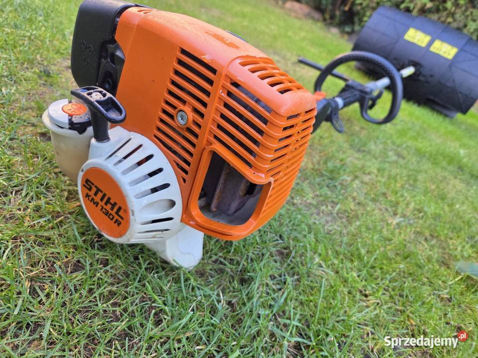 Zgrabiarka STIHL 130 KW walec zmiatający moc 19 Łowicz