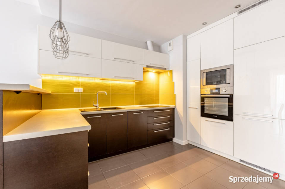 Przestronne 3 Pokoje 64 m2 I DO ZAMIESZKANIA balkon