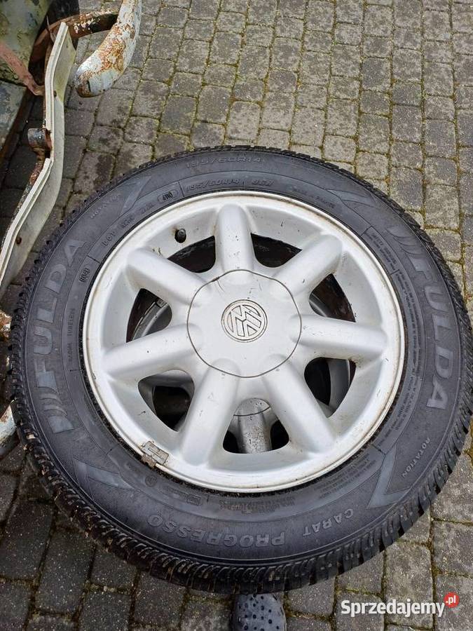 Kola 4 sztuki VW golf z oponami zimowe Sępólno Krajeńskie