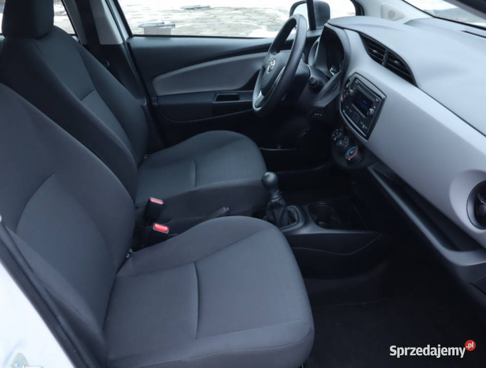 Toyota Yaris 10 VVTi Piaseczno sprzedam