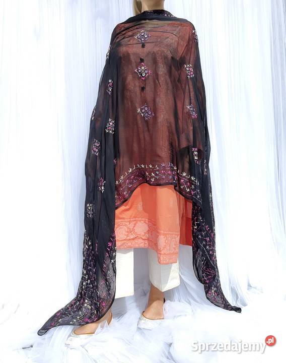 Duża chusta szal dupatta haftowana szyfon czarna Szczecin