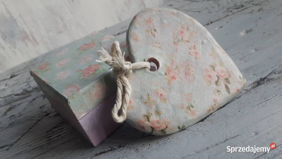 Pudełeczko drewniane z serduszkiem ceramicznym Otwock sprzedam