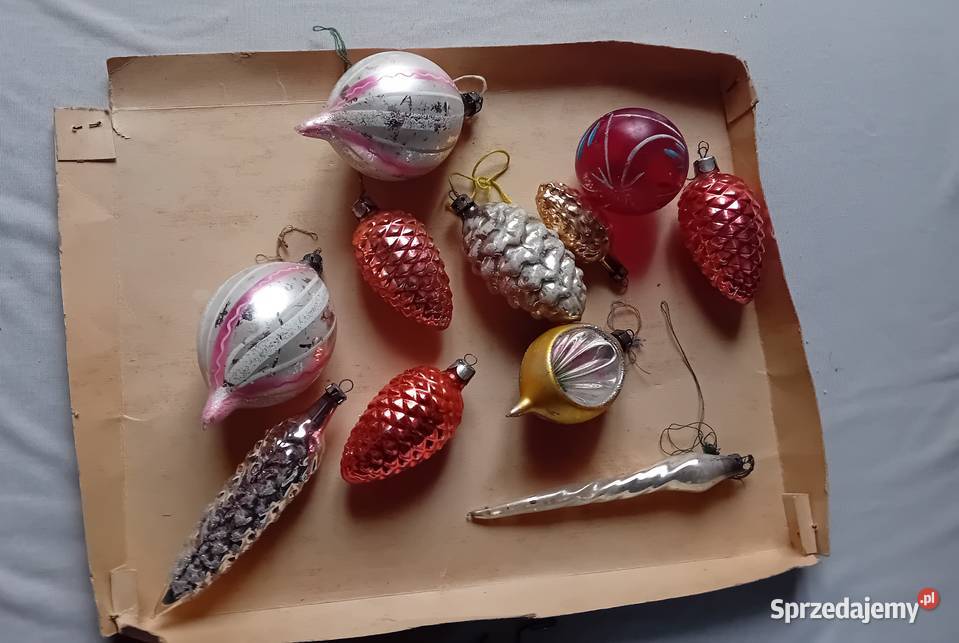 Sprzedam zestaw 11 bombek choinkowych z PRL Lata Koźminek