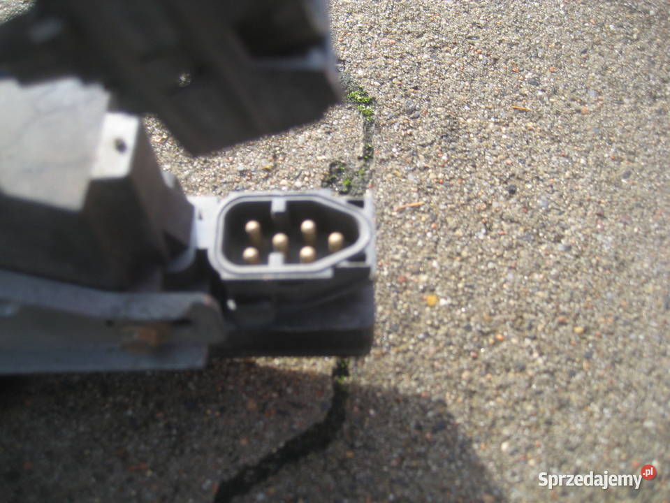 bmw 5 e34 8895r klamka drzwi przód lewa 5121 Rakoniewice