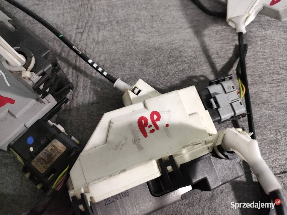 Peugeot 308 I T7 klamka zamek drzwi Swarzędz sprzedam