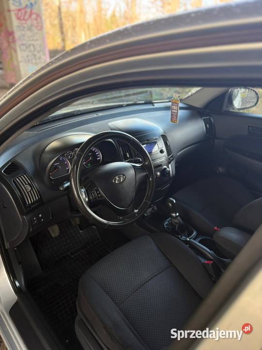 Hyundai i30 2010 16crdi 90KM Kielce sprzedam