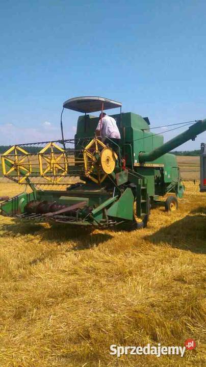 Kombajn zbożowy John Deere 960