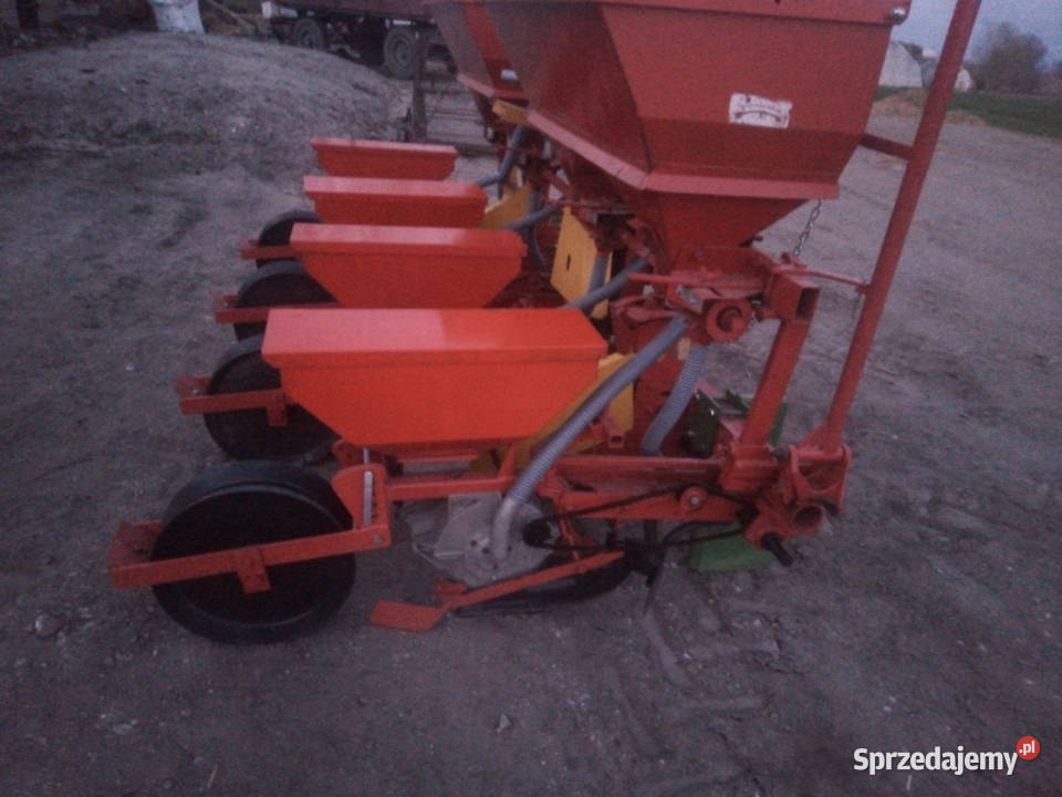 Siewnik do kukurydzy Bądkowo
