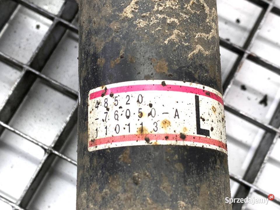 AMORTYZATOR LEWY PRZÓD ZE SPRĘŻYNĄ LEXUS CT 18 osobowe podkarpackie