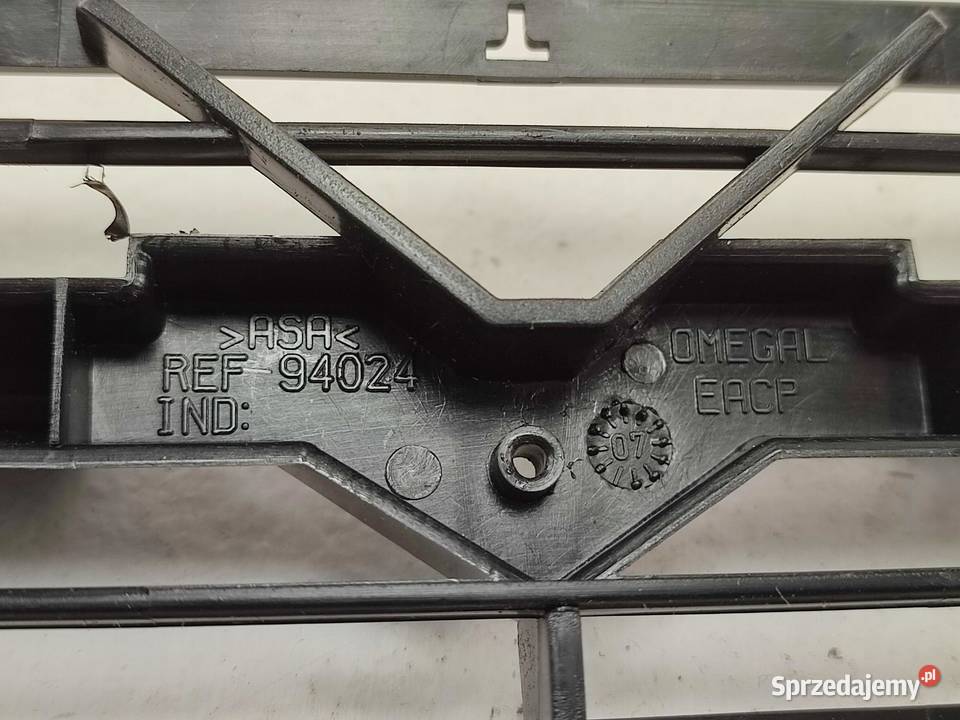 GRILL ATRAPA CHŁODNICY CITROEN SAXO 19962003 osobowe