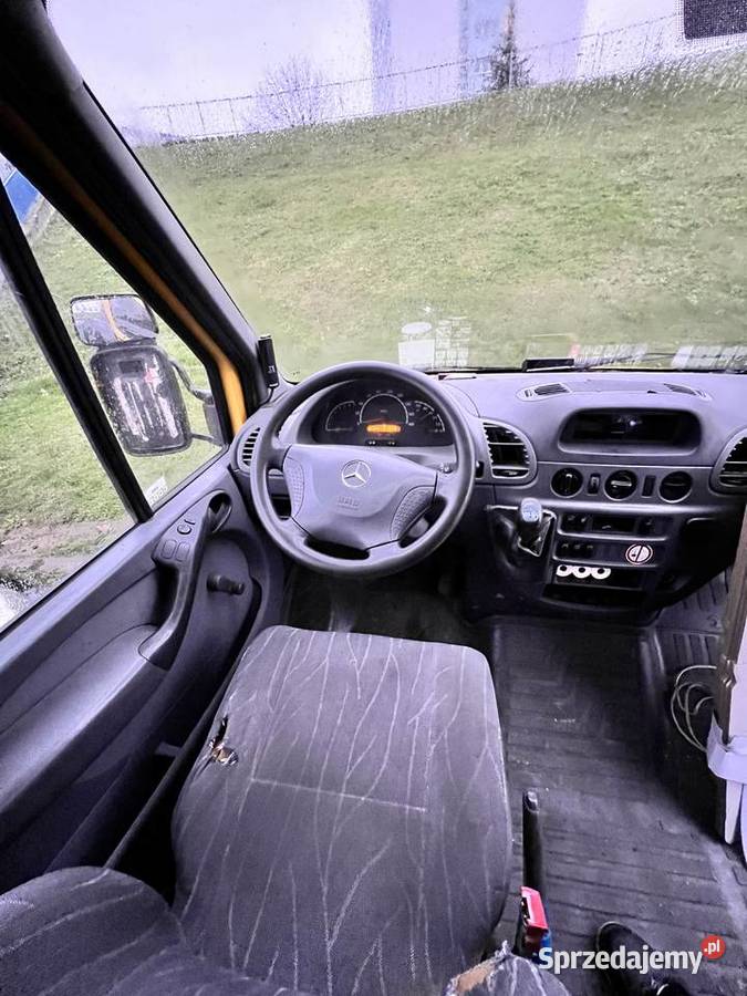 Food truck Mercedes sprinter Motoryzacja Medynia Głogowska