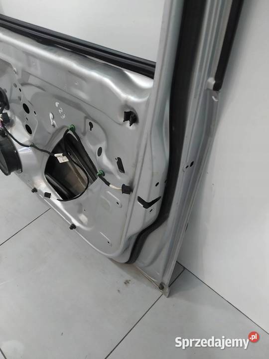 DRZWI PRAWE PRZÓD SREBRNE LIFT VW Volkswagen Drzwi