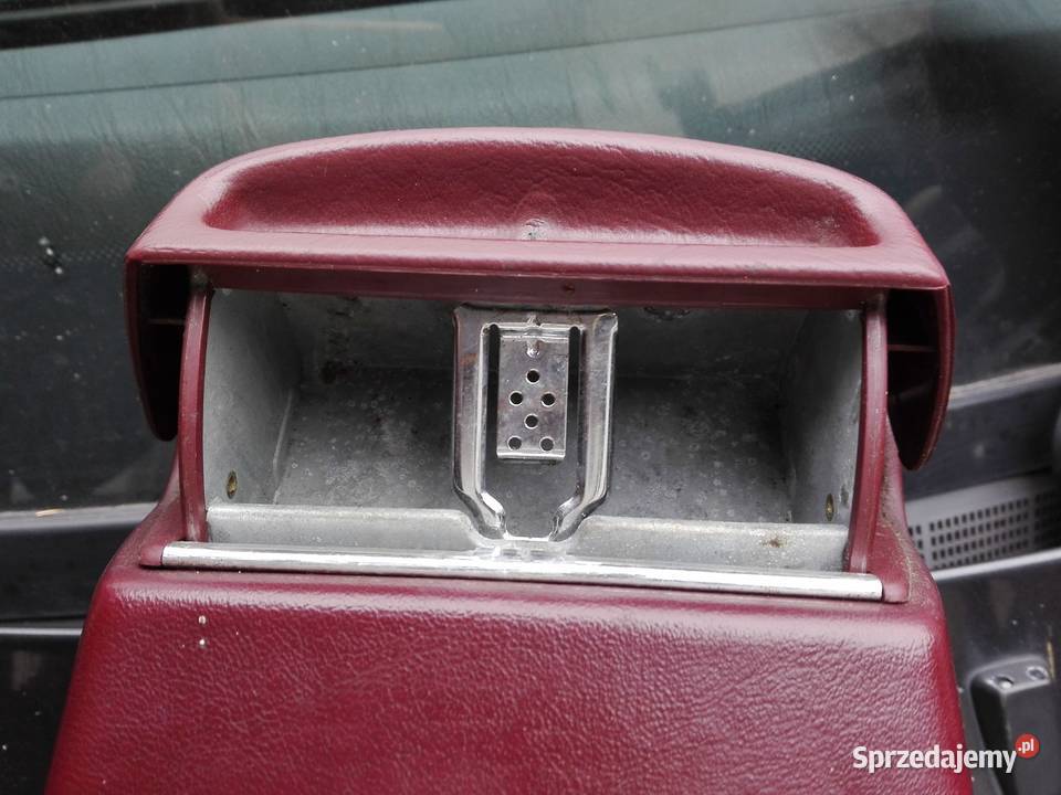 Mercedes 190 W201 tapicerka bordowa czerwona Skarżysko-Kamienna
