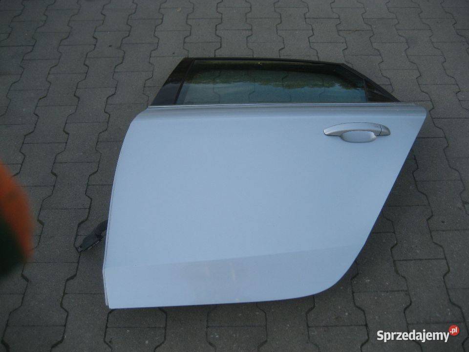 audi a4 b8 0812r drzwi tył lewe sedan kod Rakoniewice