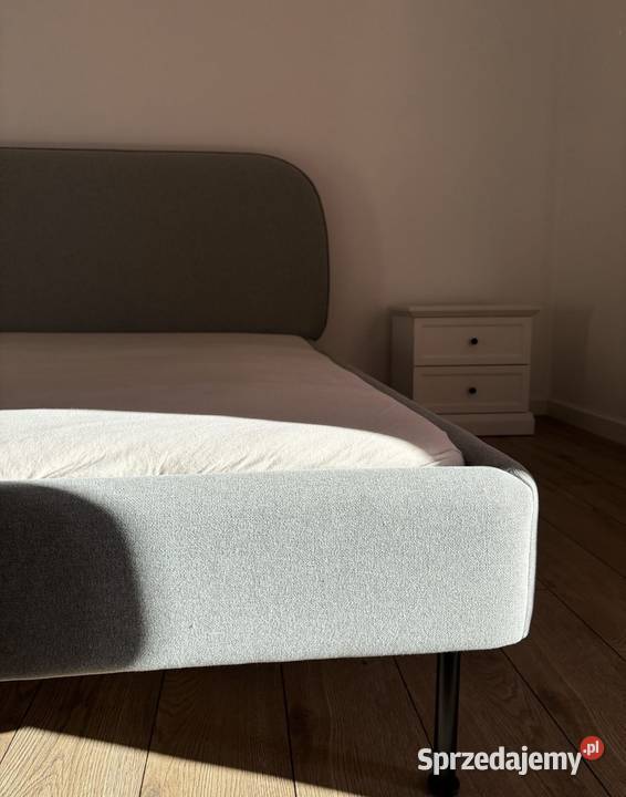 łóżko tapicerowane 140x200 light green vintage Częstochowa