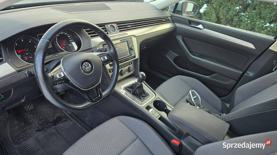 Volkswagen Passat Model 2018 Bezwypadkowy Full Karczew