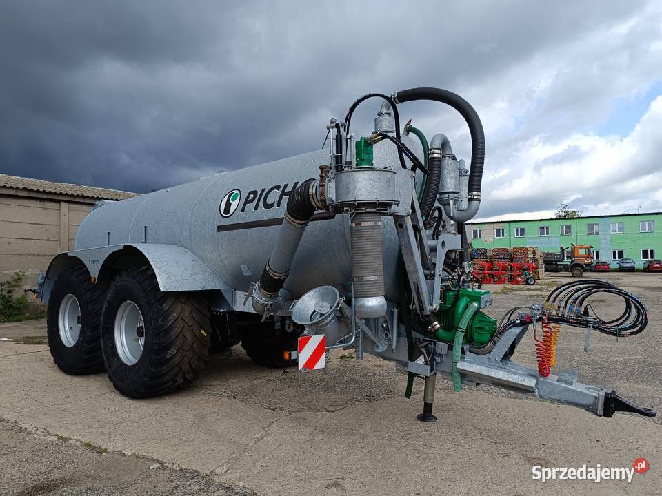 Wóz asenizacyjny Pichon TCI 15700 z turbo Pichon Ciechanów