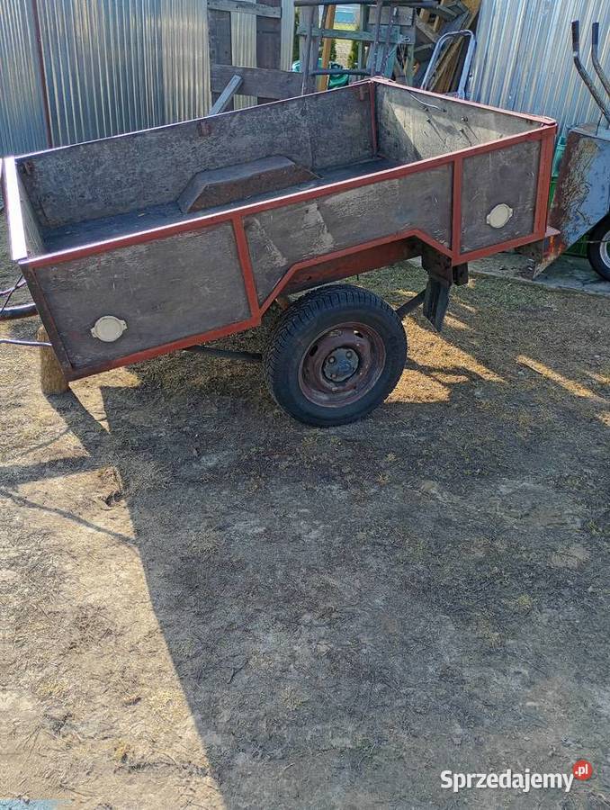 Przyczepka samochodowa