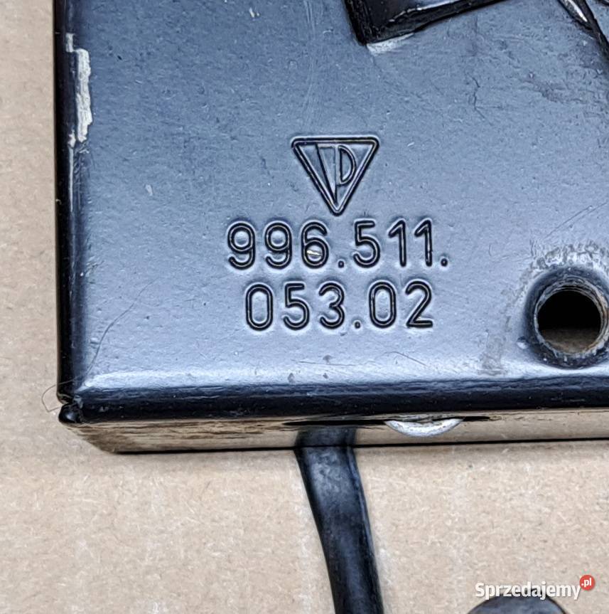 ZAMEK MASKI PORSCHE 911 996 BOXSTER 986