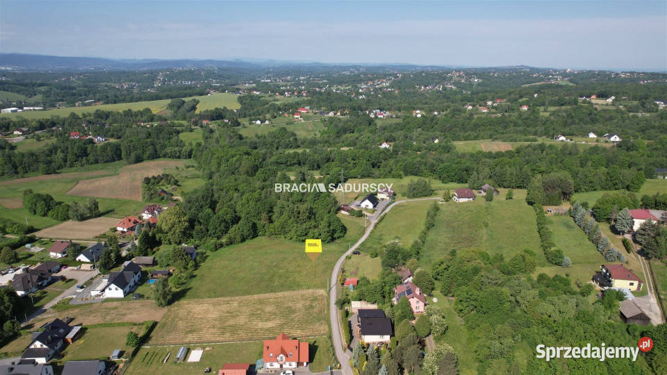 Grunt 1070m2 Byszyce