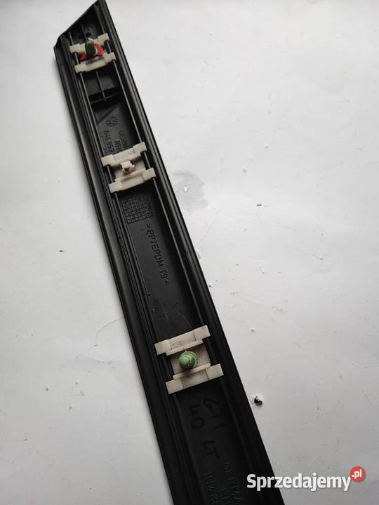 Listwa drzwi Volkswagen Golf III GTI osobowe Lipno