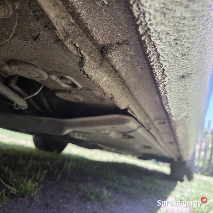 Wolkswagen Golf 5 nieuszkodzony Słajsino