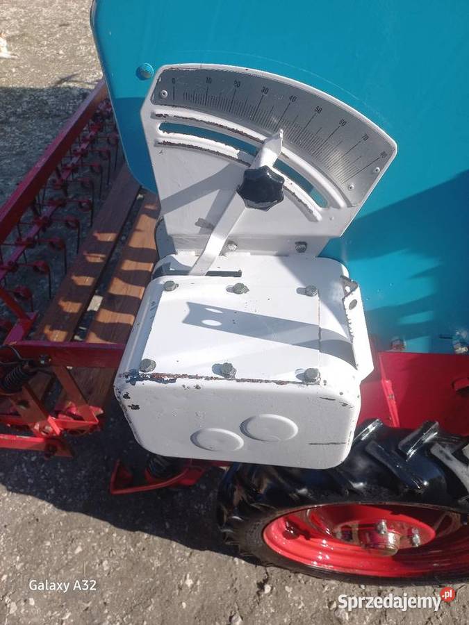 Sprzedam siewnik Isaria typ 6000s przekladania Siewniki i sadzarki Połaniec sprzedam