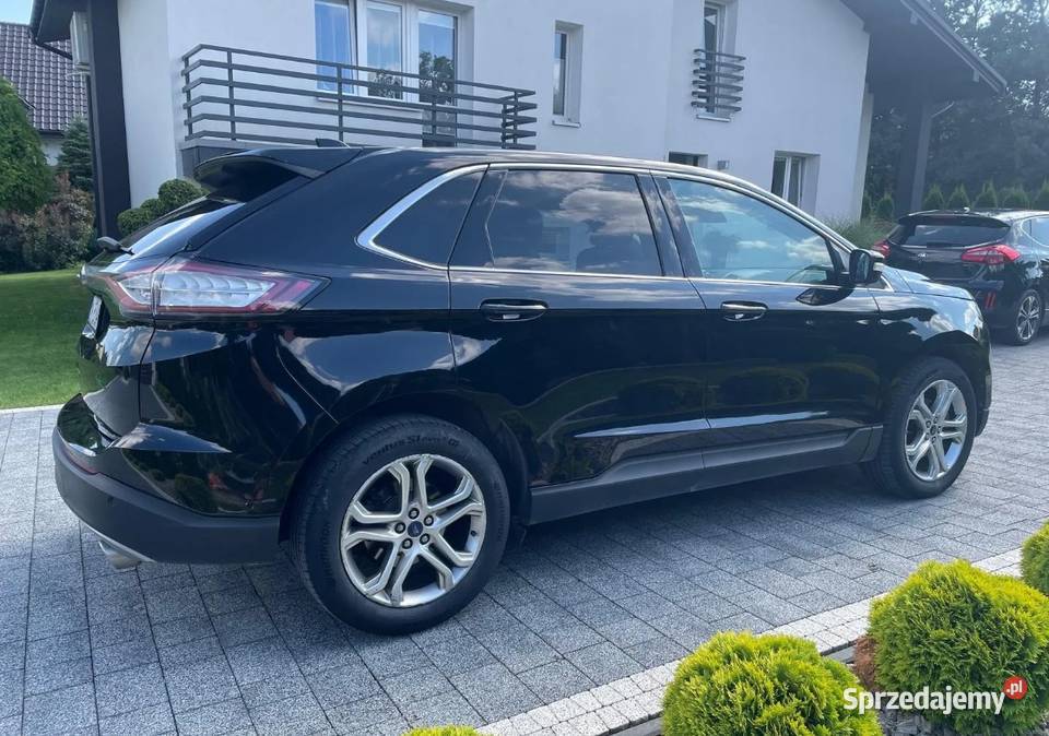 Ford Edge 2016 czarny Napęd 4x4 210KM Zakrzów