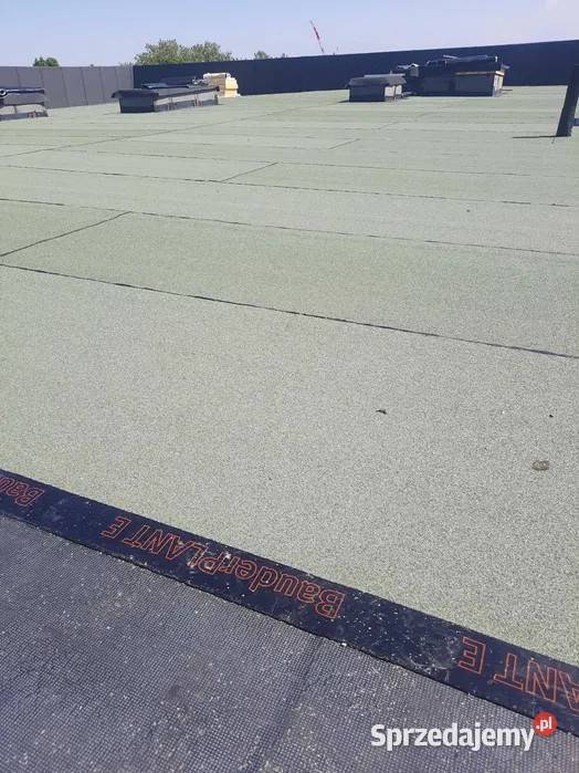 Płaskie dachyHydroizolacje Płynne Membrany Kielce usługi budowlane