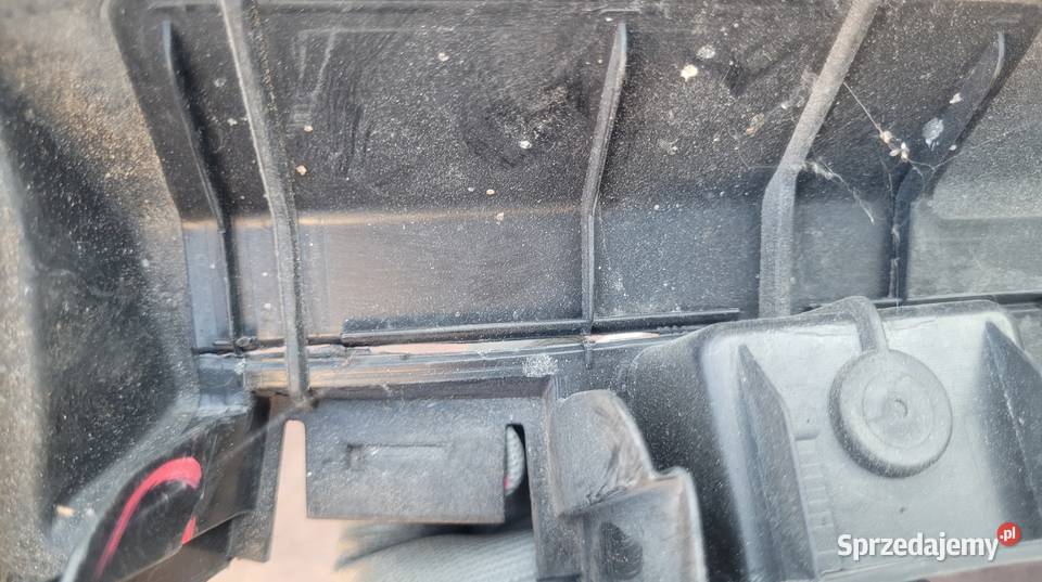 MERCEDES W247 GÓRNA KIEROWNICA POWIETRZA