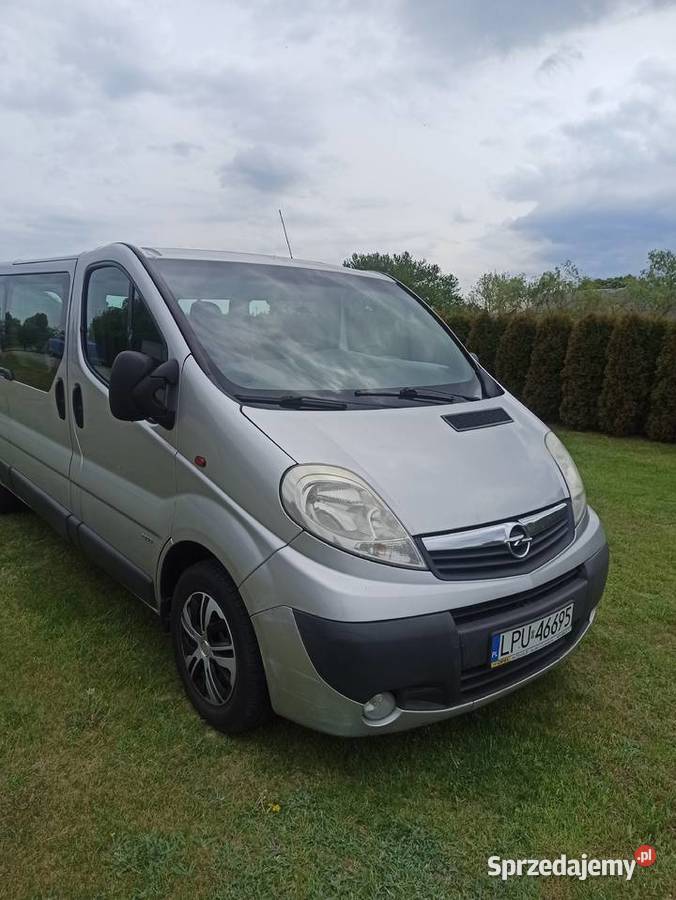 Opel Vivaro 9 osobowy Long 2012 r 20 115 Słotwiny