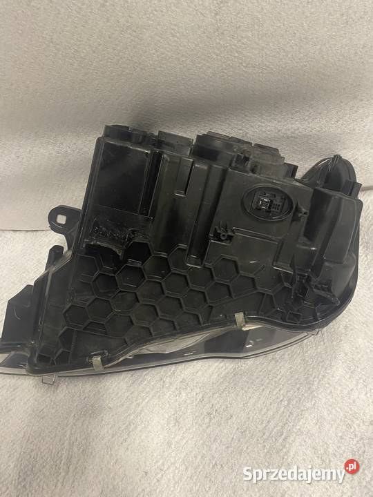 Lampa prawa BMW X3 F25 lift BiXenon Jasienica