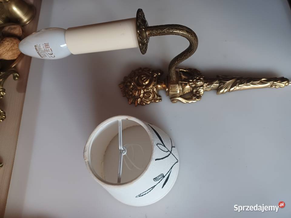 Piękny kinkiet mosiężny z abażurem